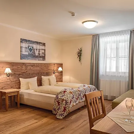 Wirt Z' Hotel