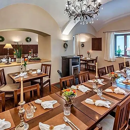 Hotell Wirt Z' Engelsberg